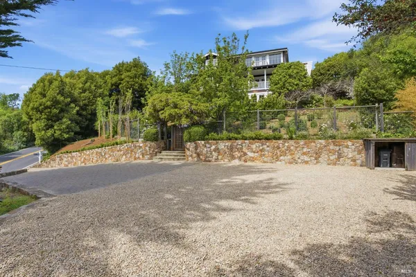 $3,195,000 | 32 Edgewood Avenue, Mill Valley, CA 94941