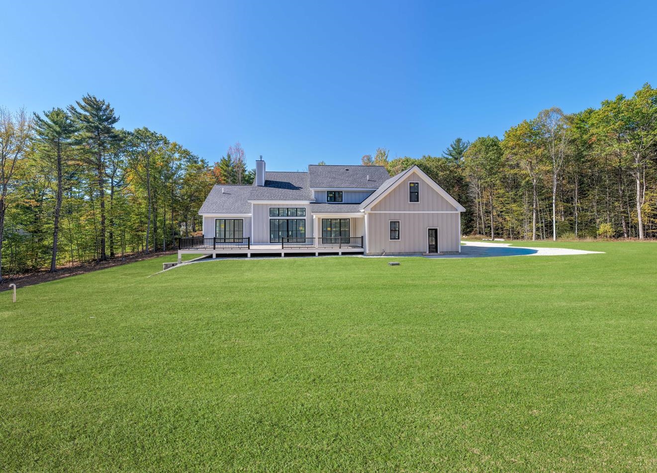 39 Lake Country Road Meredith, NH 03253 - Photo 15 of 43