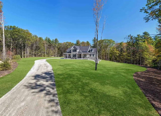 $1,999,900 | 39 Lake Country Road, Meredith, NH 03253