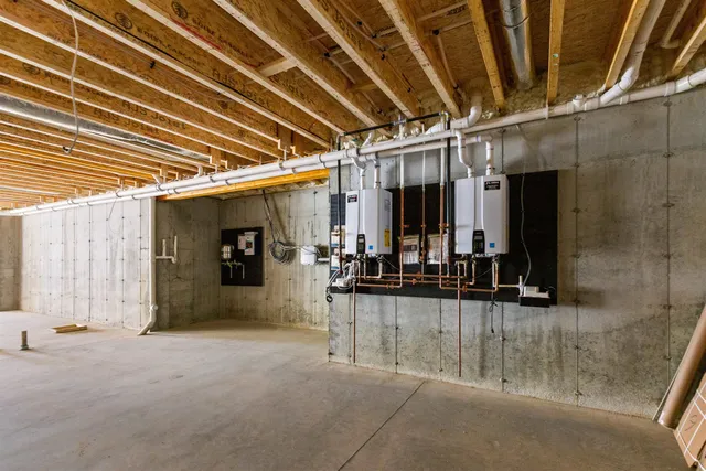 $1,999,900 | 39 Lake Country Road, Meredith, NH 03253