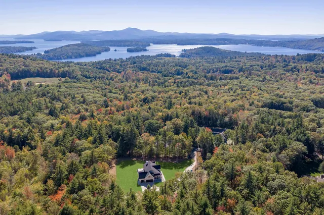 $1,999,900 | 39 Lake Country Road, Meredith, NH 03253