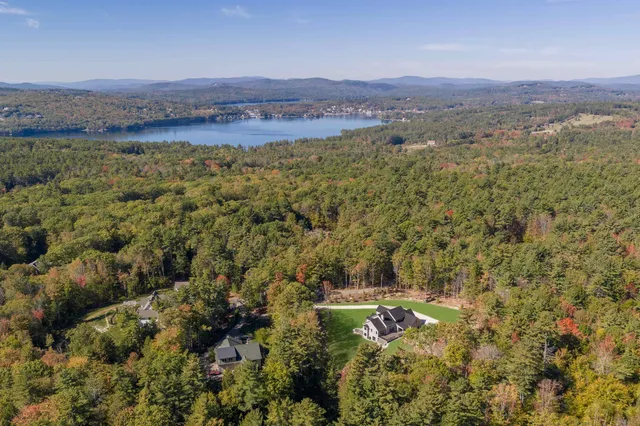 $1,999,900 | 39 Lake Country Road, Meredith, NH 03253