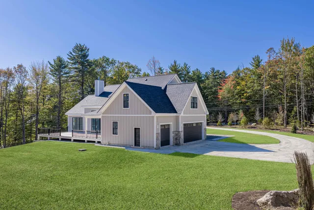 $1,999,900 | 39 Lake Country Road, Meredith, NH 03253