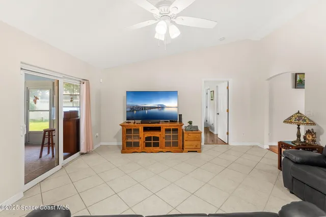 $425,000 | 775 Triple Crown Lane, Melbourne, FL 32904