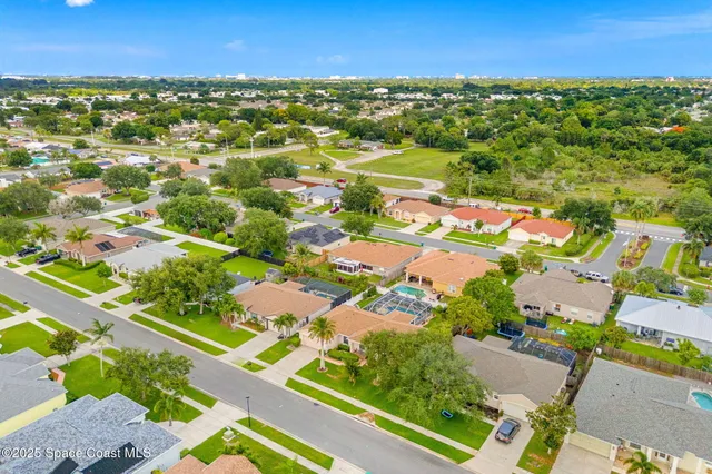 $425,000 | 775 Triple Crown Lane, Melbourne, FL 32904