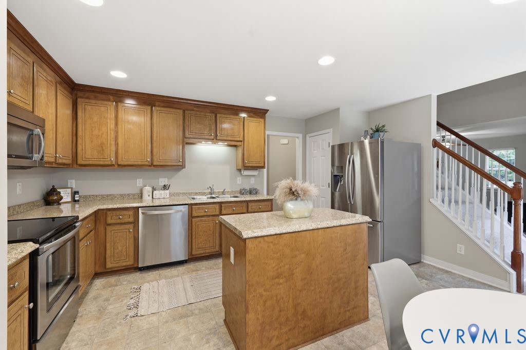 17401 Creekbed Road Chesterfield, VA 23838 - Photo 17 of 54 Gallery Image 17