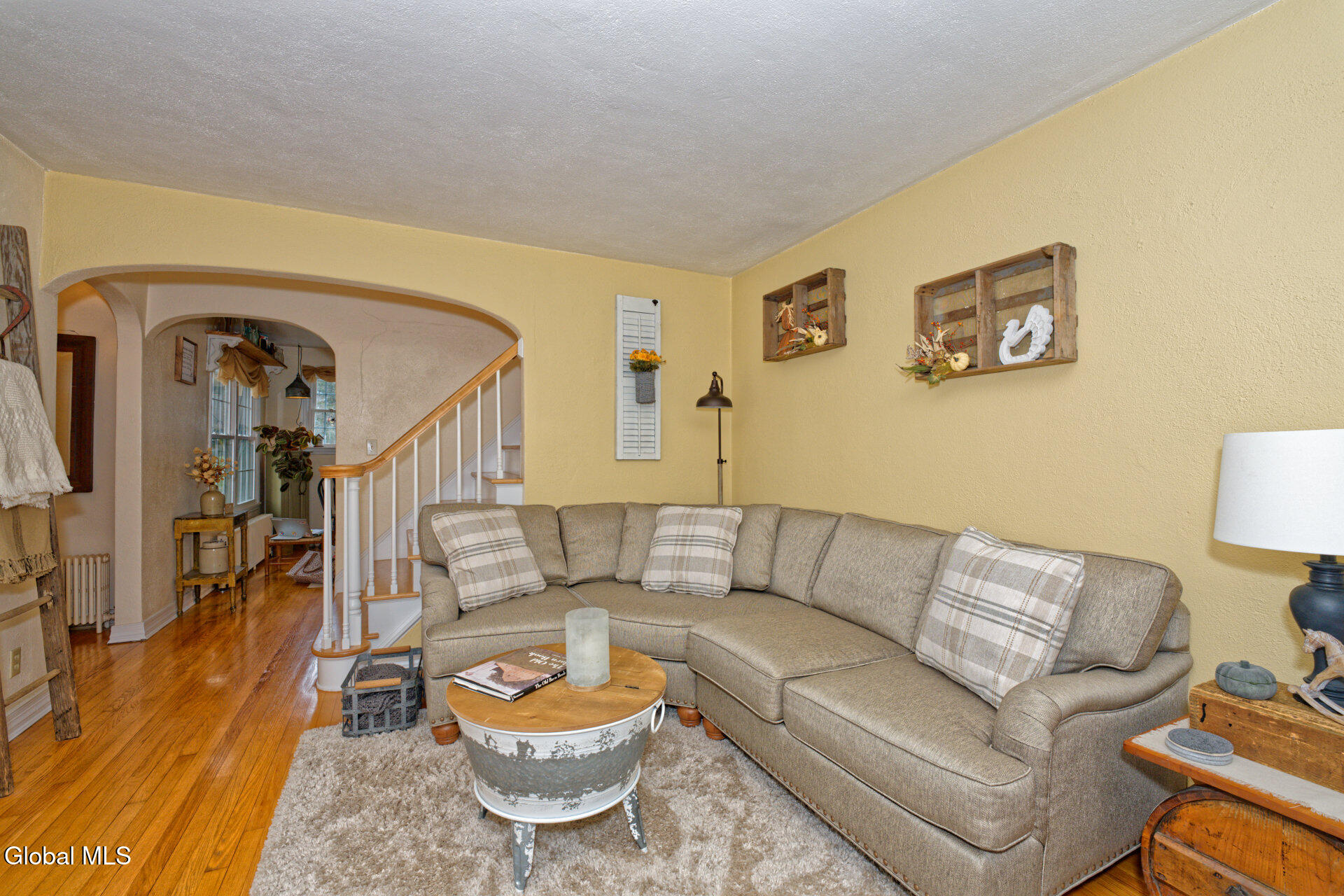 507 Brunswick Road Brunswick, NY 12180 - Photo 35 of 51 6 Livingroom 3