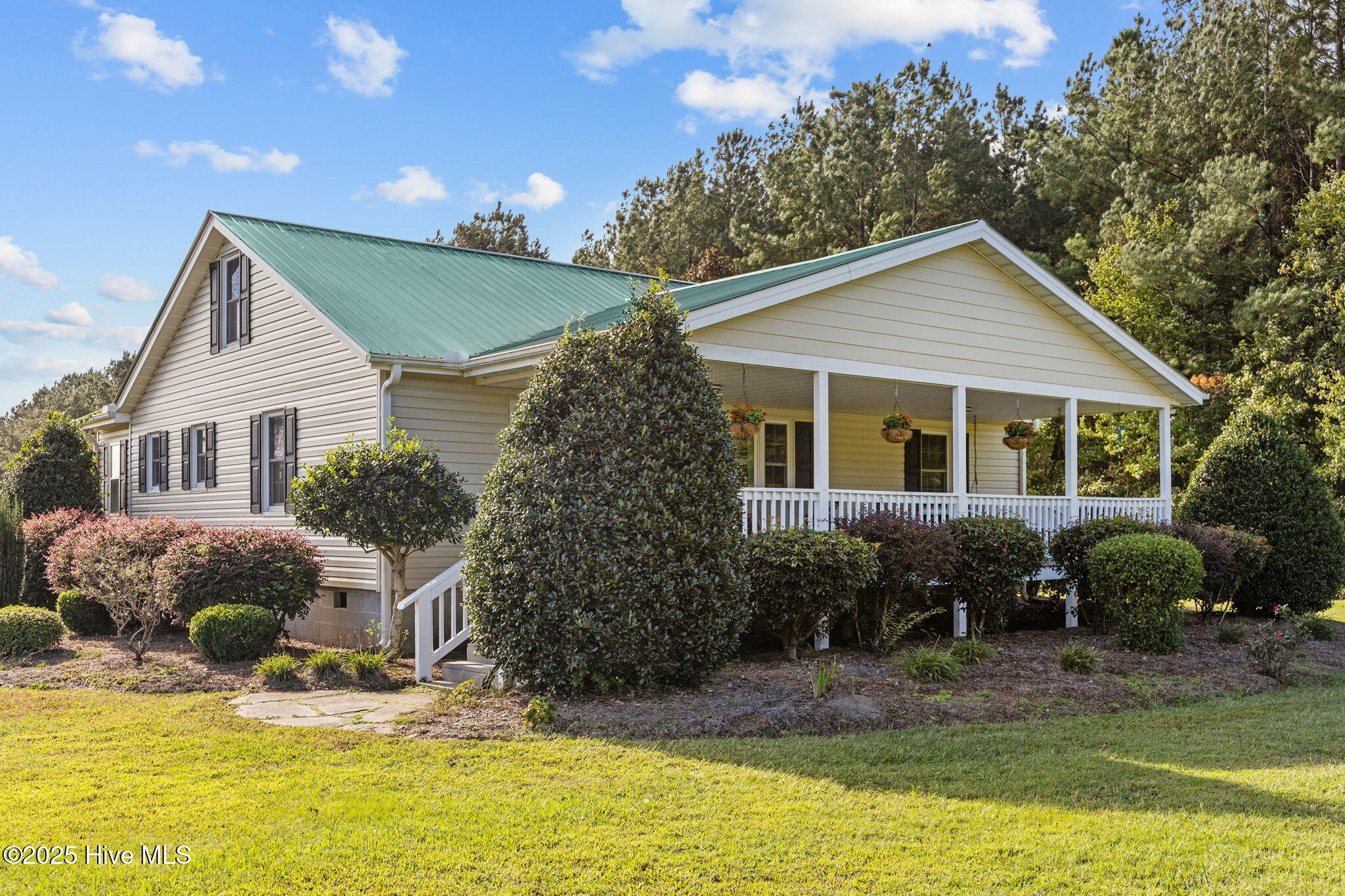 1131 Post Road Bath, NC 27808 - Photo 5 of 53 1131 front side