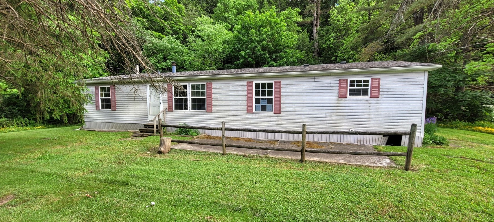 5604 Day Hollow Road Endicott, NY 13760 - Photo 12 of 38 Gallery Image 12