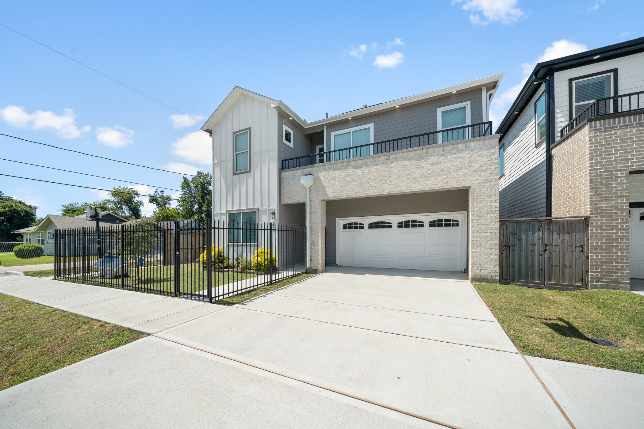 2303 Wipprecht Street Houston, TX 77020 - Photo 1 of 26 a view of a house with a outdoor space