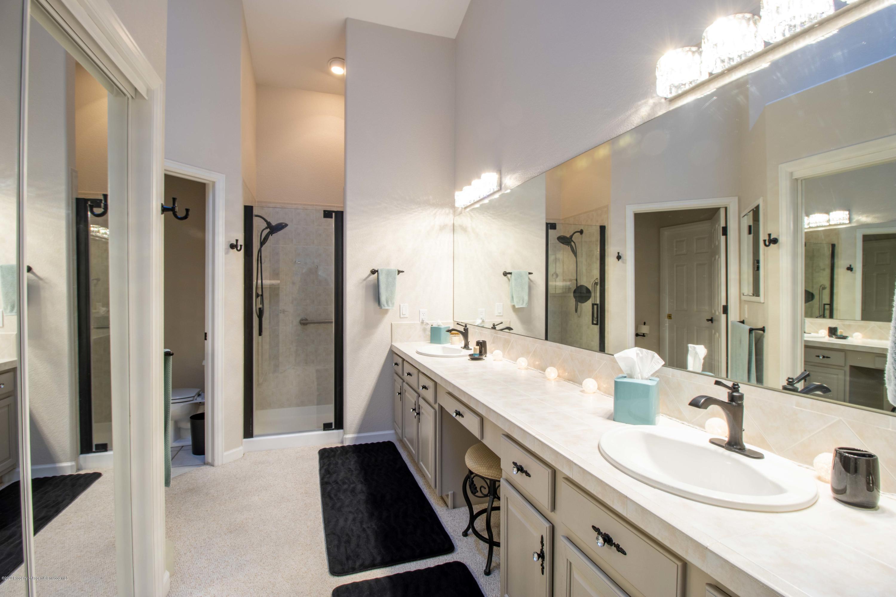 217 South Ridge Court Parachute, CO 81635 - Photo 11 of 18 Master Bathroom