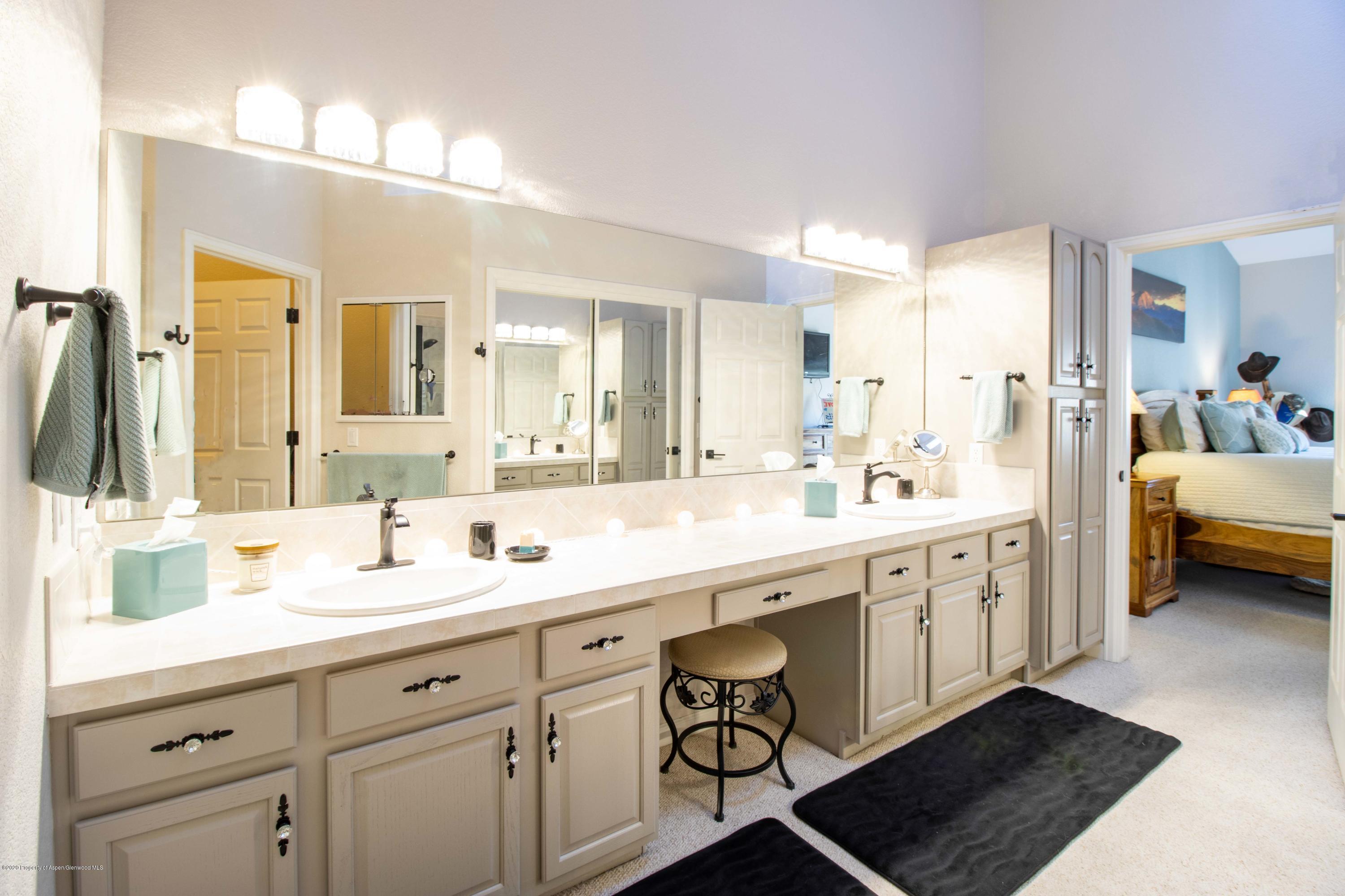 217 South Ridge Court Parachute, CO 81635 - Photo 12 of 18 Master Bathroom