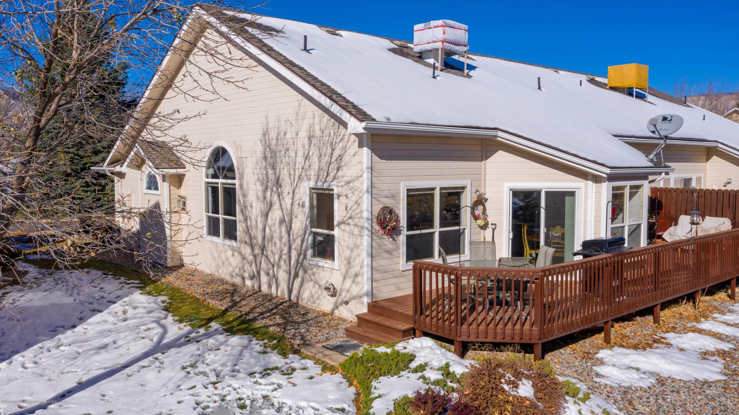 217 South Ridge Court Parachute, CO 81635 - Photo 15 of 18 Rear Exterior