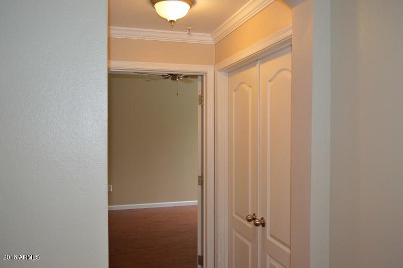 1701 East Colter Street, Unit 360 Phoenix, AZ 85016 - Photo 17 of 36 Crown in EVERY room