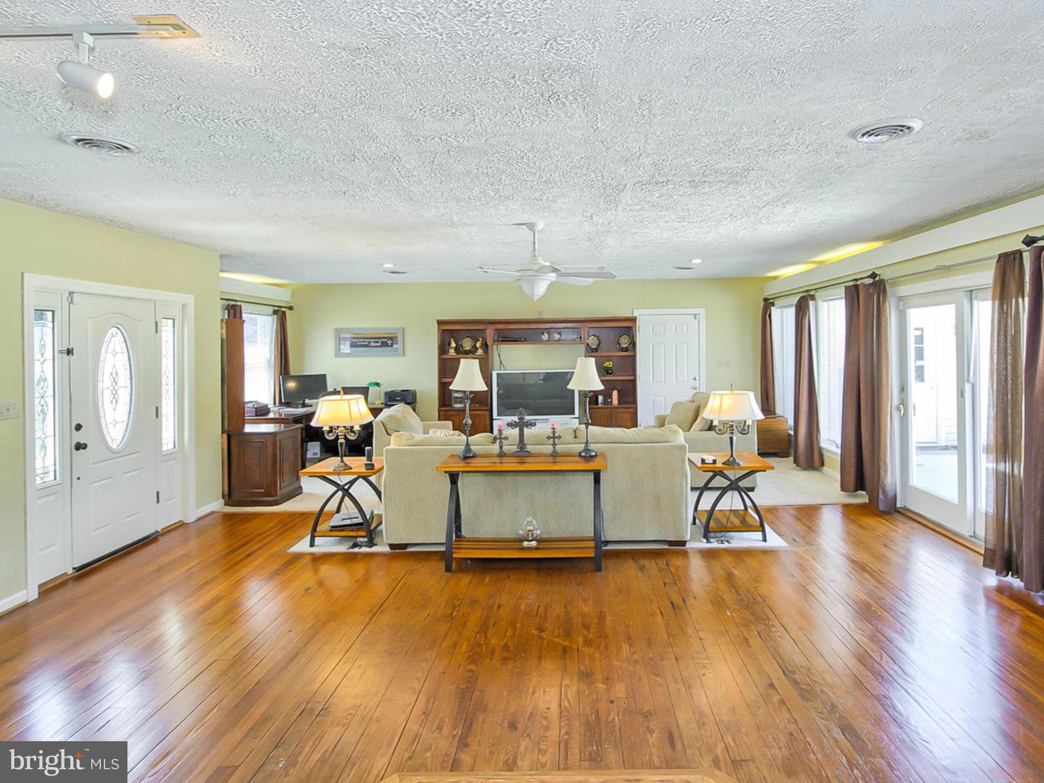 10612 Dublin Road Walkersville, MD 21793 - Photo 7 of 30 Family Room