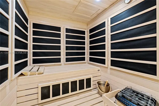 $16,750 | 701 North Fort Lauderdale Beach Boulevard, Unit 705, Fort Lauderdale, FL 33304