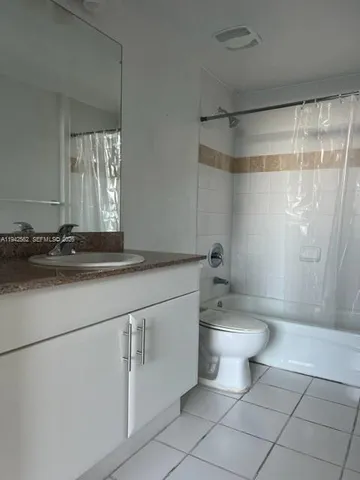 $2,900 | 1861 Northwest S River Drive, Unit 1504, Miami, FL 33125