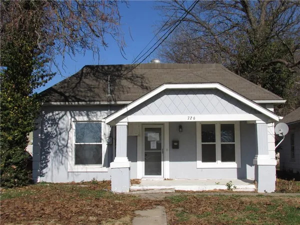 $75,000 | 726 West Pacific Avenue, Osawatomie, KS 66064