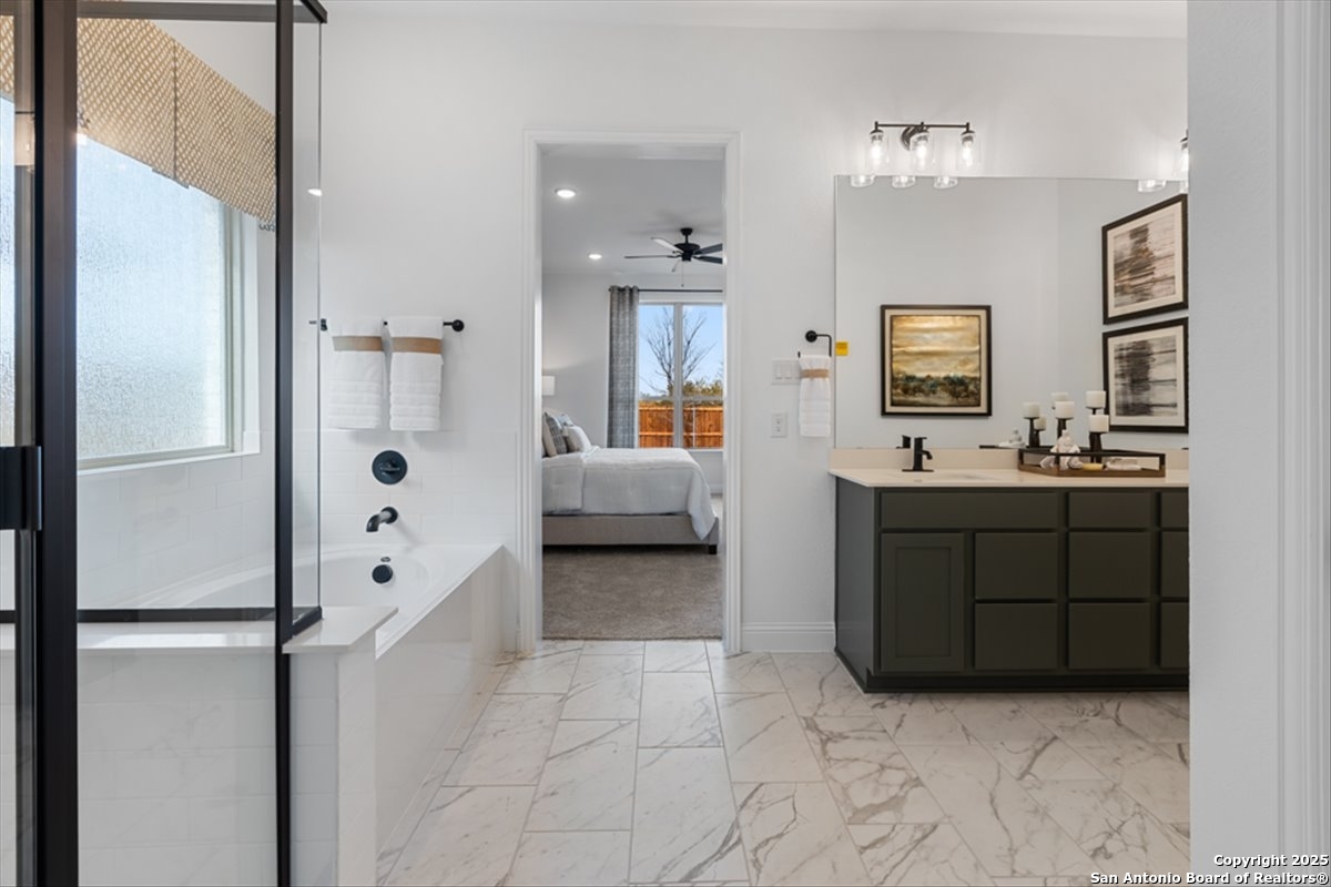 12130 Vista Rim Live Oak, TX 78233 - Photo 17 of 28