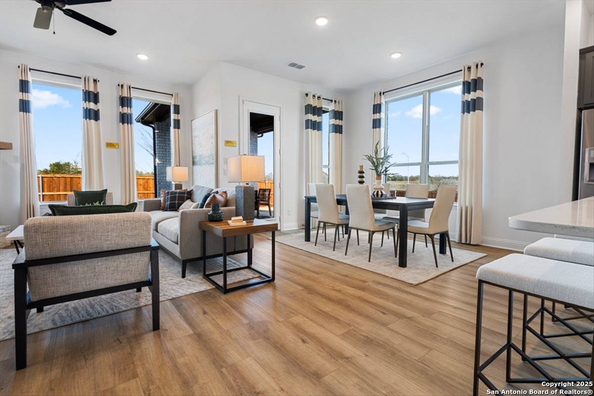 12130 Vista Rim Live Oak, TX 78233 - Photo 10 of 28