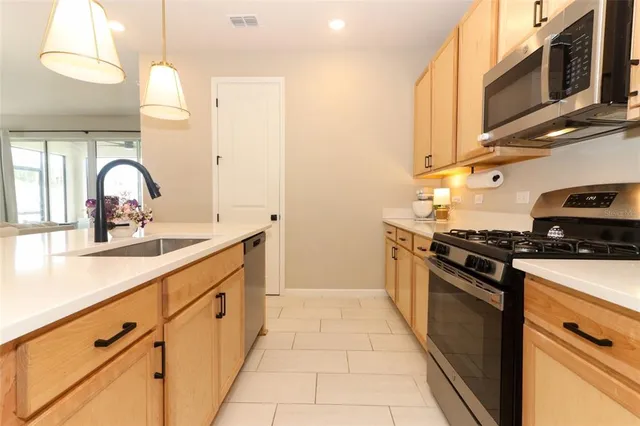 $339,900 | 5089 Meadow Song Drive, Leesburg, FL 34748