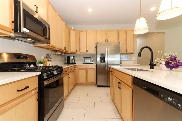 $339,900 | 5089 Meadow Song Drive, Leesburg, FL 34748