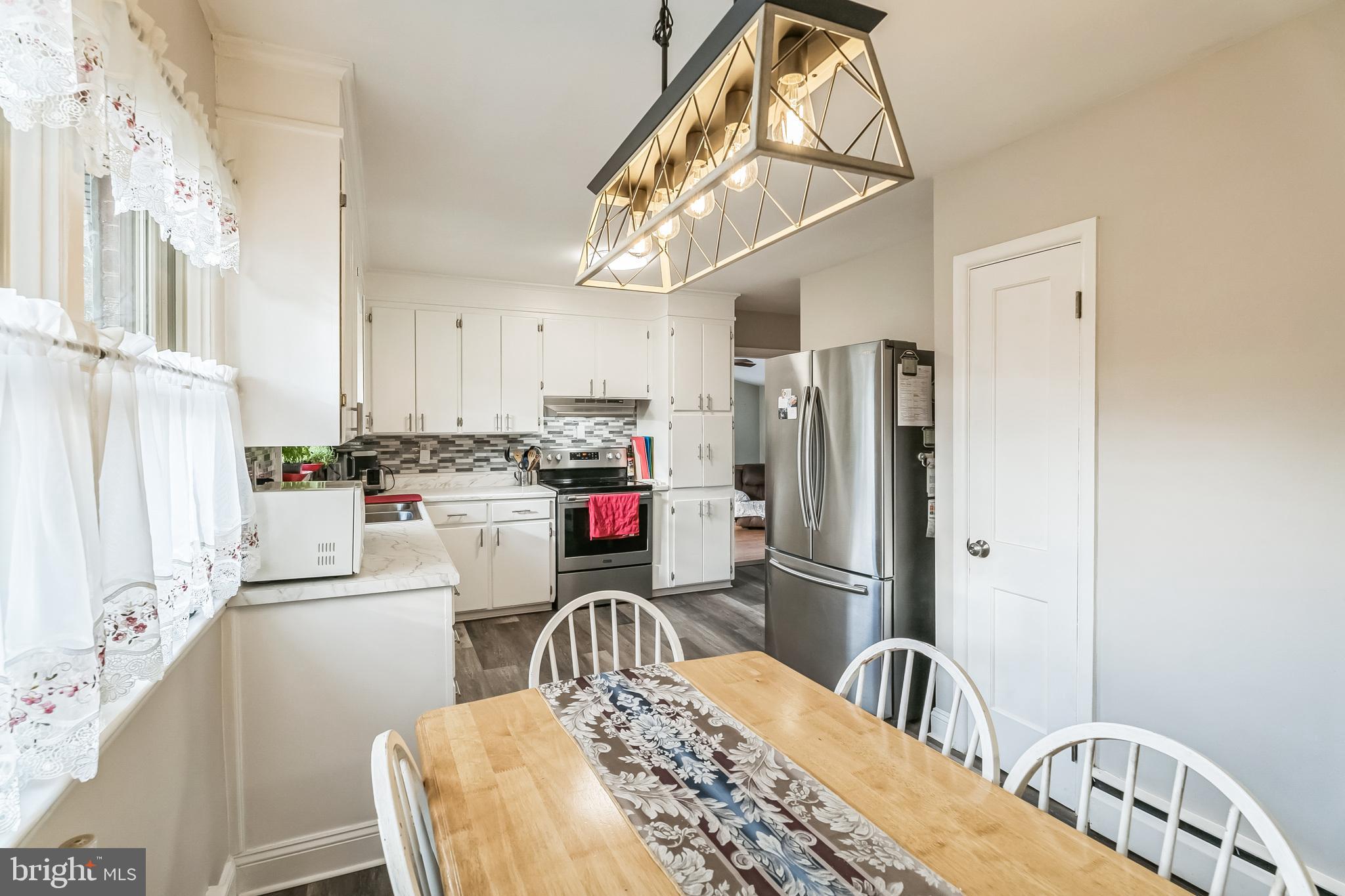 8536 Rocky Springs Road Frederick, MD 21702 - Photo 7 of 40