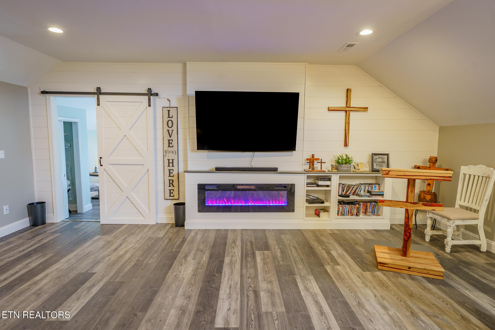2777 Brethren Church Road White Pine, TN 37890 - Photo 50 of 53 Indoor Photo_-79