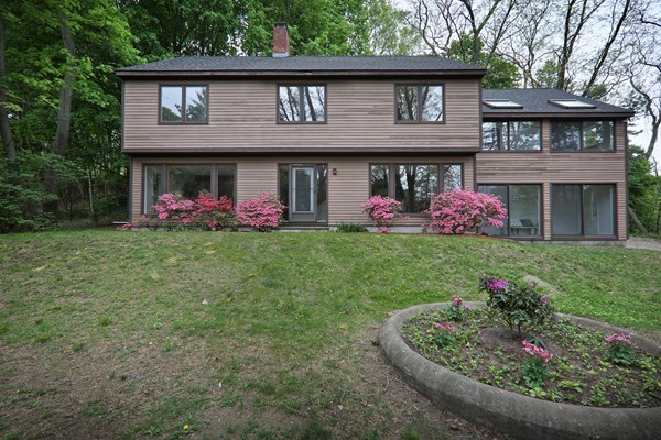 1 Myopia Road Winchester, MA 01890 - Photo 3 of 25