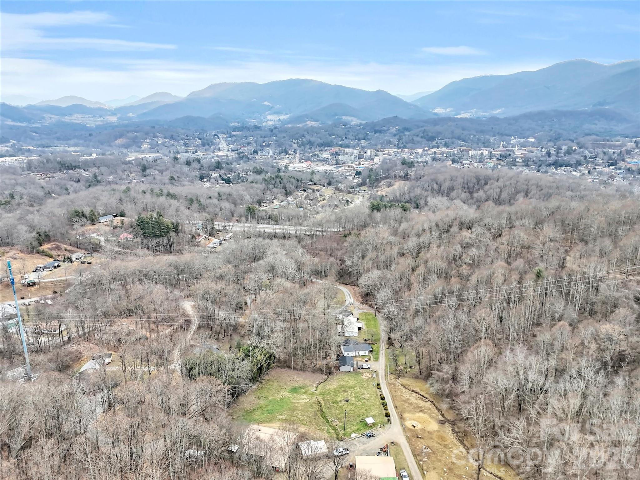 1200 Rocky Knob Road Waynesville, NC 28786 - Photo 11 of 32 Gallery Image 11