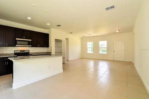 $1,825 | 13775 Southwest 47th Circle, Ocala, FL 34473