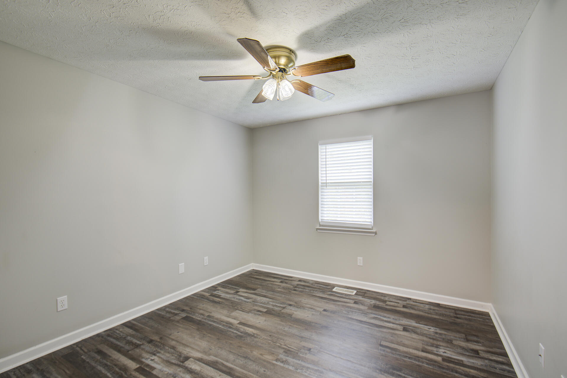 237 Chestnut Ridge Road Ringgold, GA 30736 - Photo 21 of 39 KHP21 (1)