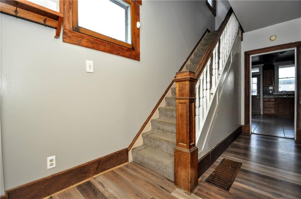 516 Delaware Street Monessen, PA 15062 - Photo 4 of 15 Gallery Image 4