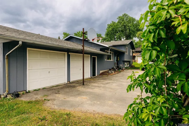 $455,000 | 155 East Keays Street, Buffalo, WY 82834