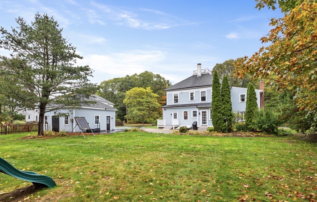 45 Walnut Road Hamilton, MA 01982 - Photo 34 of 40 a front view of house with garden