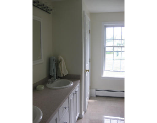 73 Redstone Hill Road Sterling, MA 01564 - Photo 8 of 12 Gallery Image 8