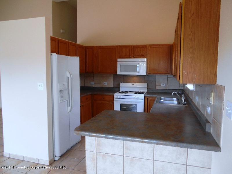 2419 Ute Avenue Rifle, CO 81650 - Photo 4 of 18 Kitchen