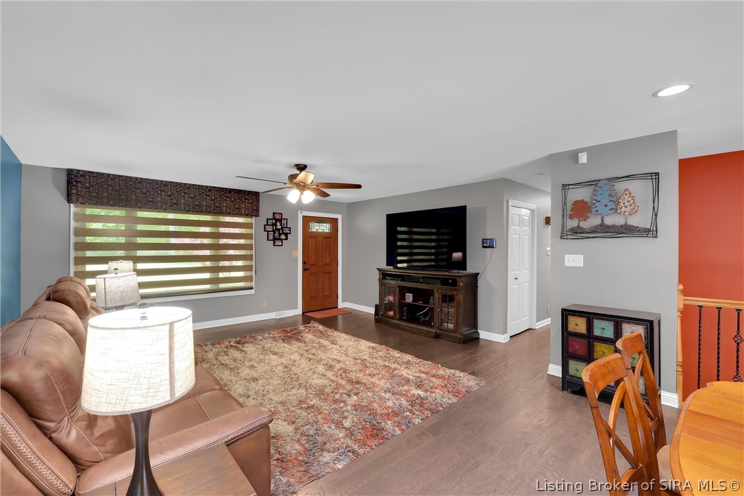 4420 Fox Road Charlestown, IN 47111 - Photo 14 of 94 Living room