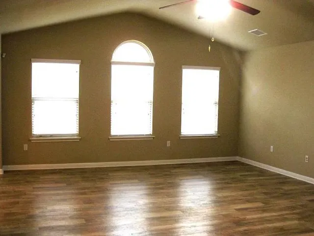 $365,000 | 1112 Greyback Drive, Leander, TX 78641