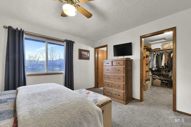 $524,900 | 990 Bangtail Lane, Emmett, ID 83617