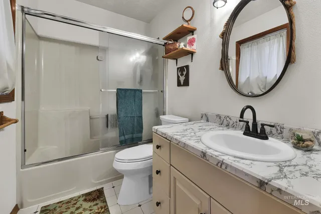 $524,900 | 990 Bangtail Lane, Emmett, ID 83617