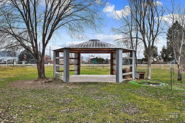 $524,900 | 990 Bangtail Lane, Emmett, ID 83617