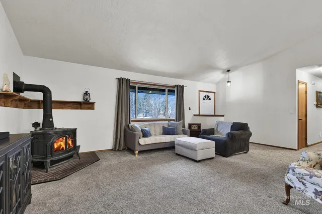 $524,900 | 990 Bangtail Lane, Emmett, ID 83617