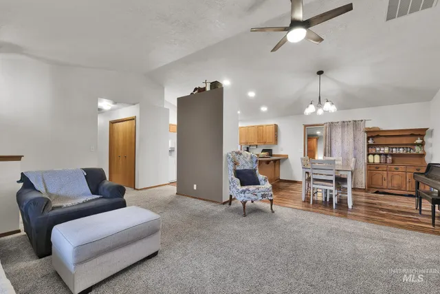 $524,900 | 990 Bangtail Lane, Emmett, ID 83617