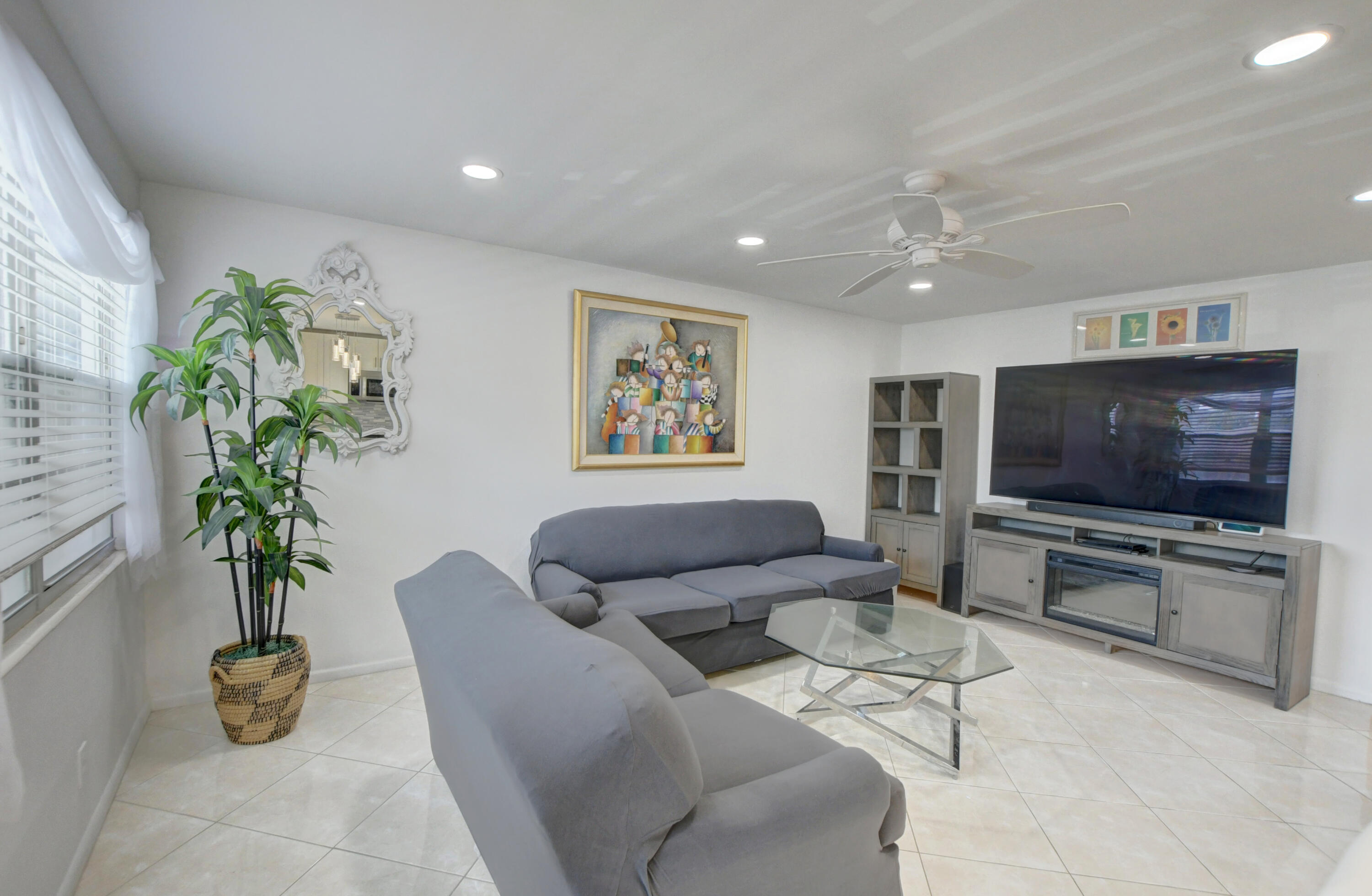 2062 Exeter Boca Raton, FL 33434 - Photo 4 of 55 04_ebf_0021_2_3_4_5
