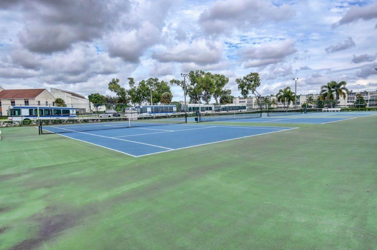 2062 Exeter Boca Raton, FL 33434 - Photo 53 of 55 51_century village (25)