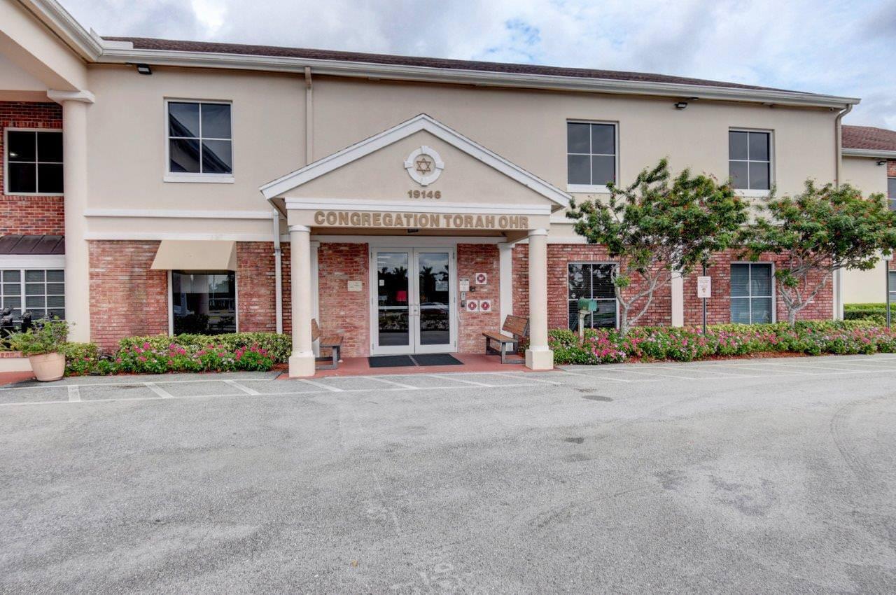 2062 Exeter Boca Raton, FL 33434 - Photo 55 of 55 53_century village (27)