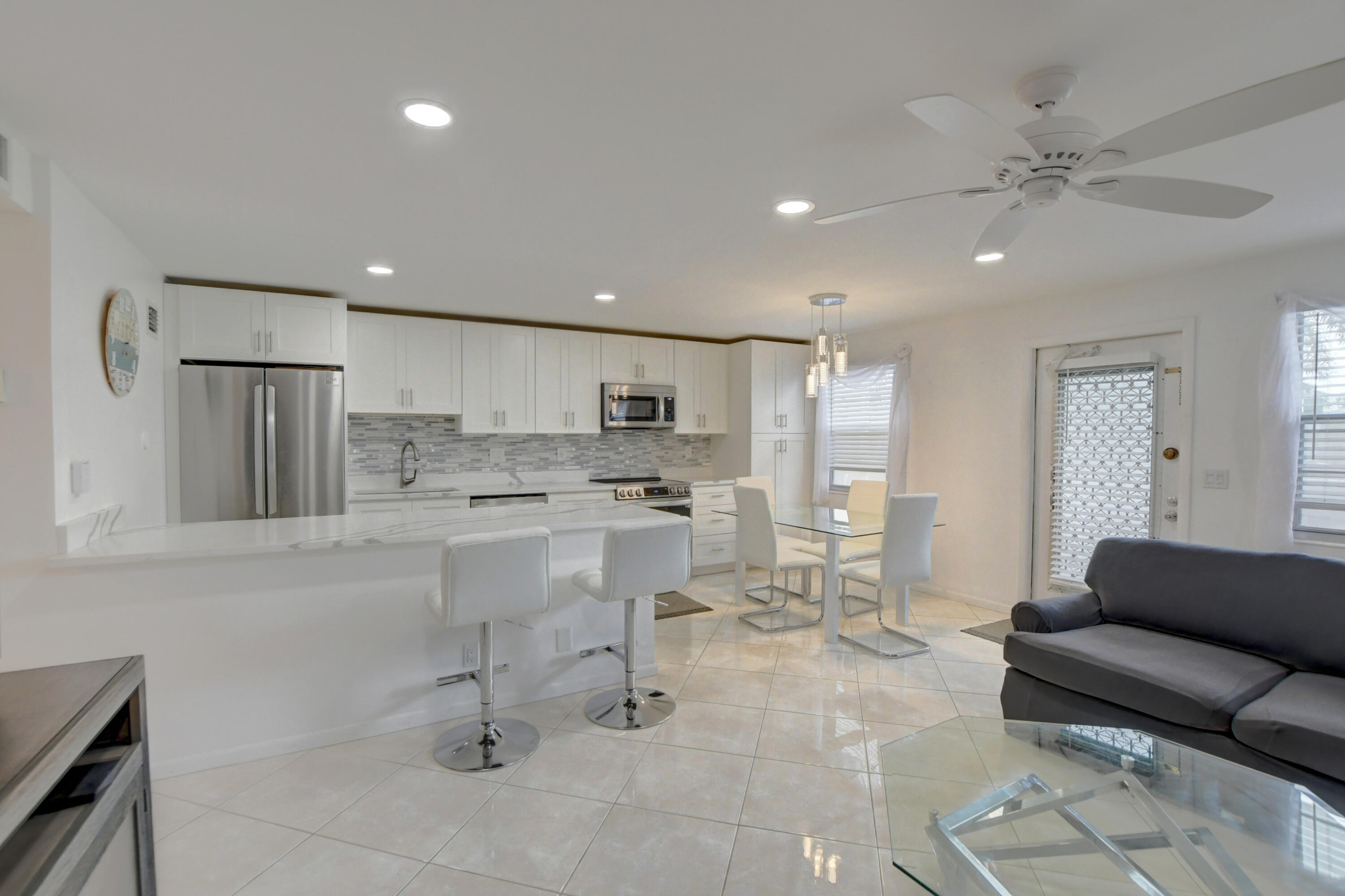 2062 Exeter Boca Raton, FL 33434 - Photo 7 of 55 07_ebf_0036_37_38_39_40