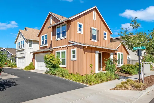 $925,000 | 1673 Vine Street, Davis, CA 95616