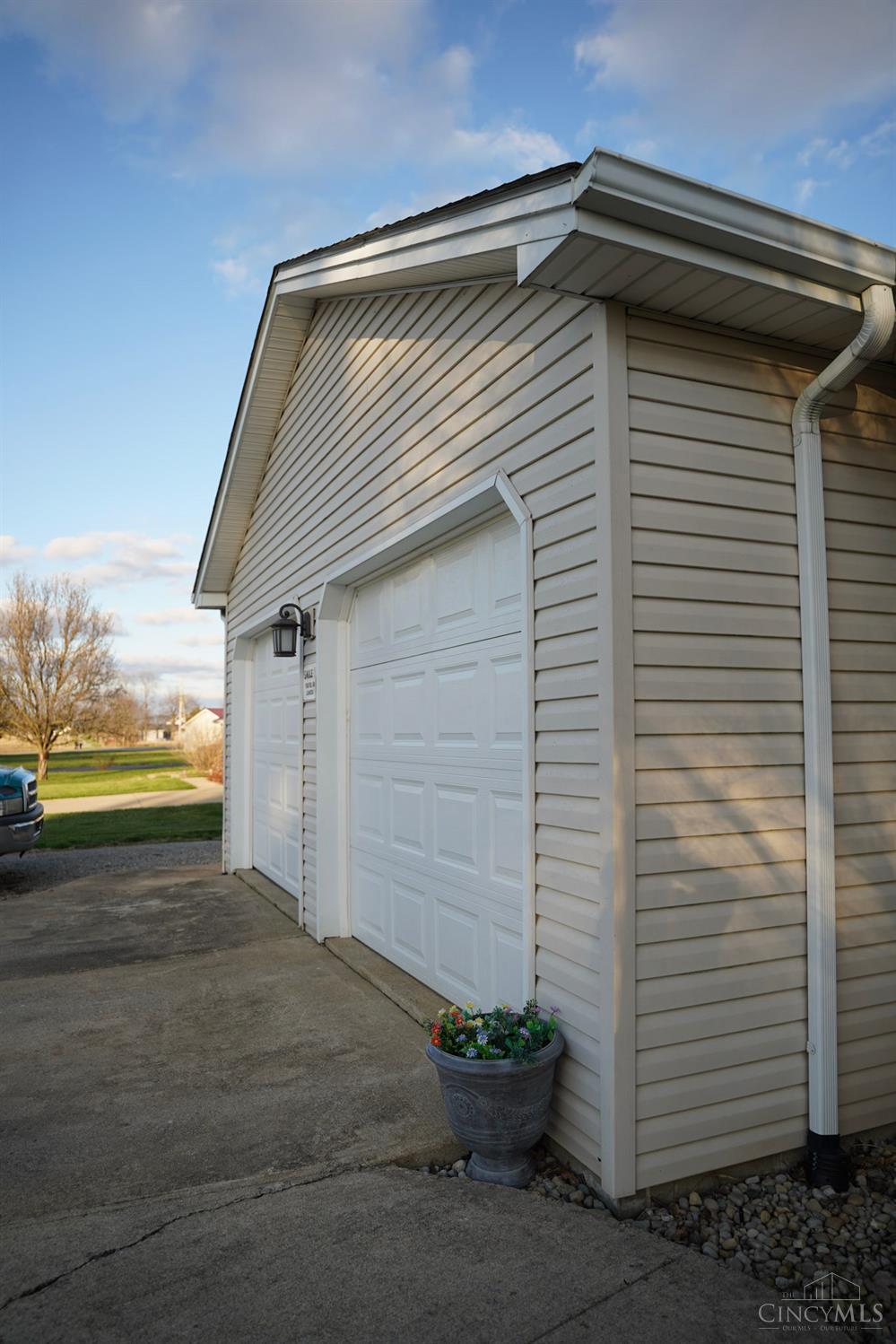 7249 Fairground Road Blanchester, OH 45107 - Photo 7 of 24